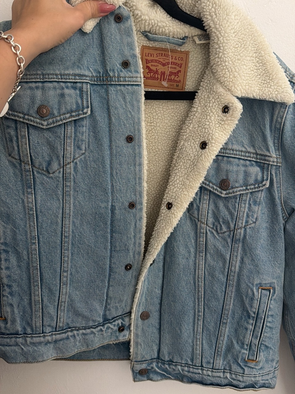 Levi's Light Blue Denim Sherpa-Lined Jacket with Cream Lining